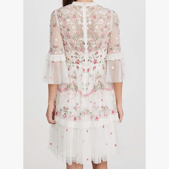 NWT Needle & Thread Butterfly Meadow Dress in Moonshine White. Size US 6. - Picture 3 of 9